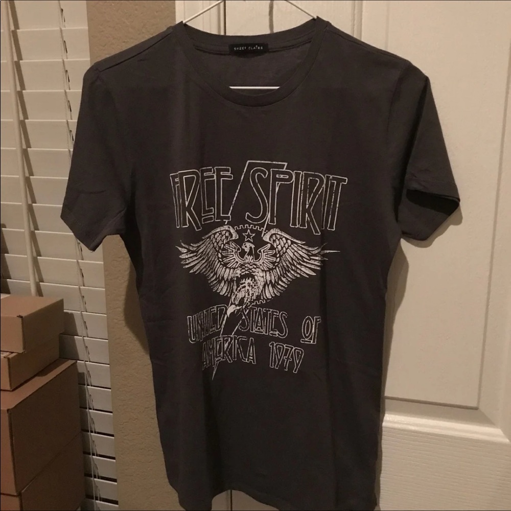 Brand New Soft washed Free Spirit T-shirt